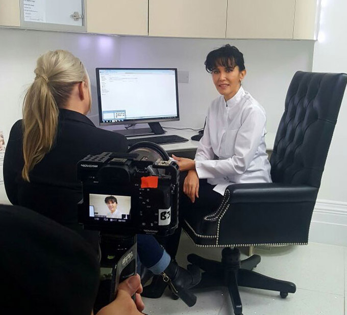 Dr Fern behind-the-scenes