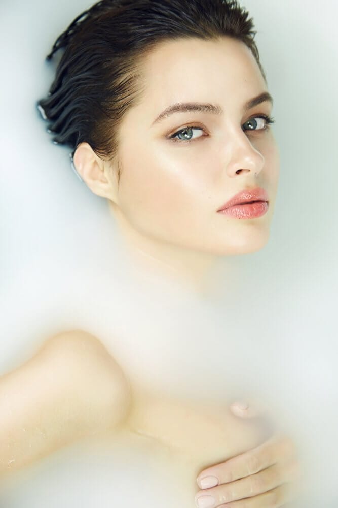 BEAUTY SECRETS OF GREEK WOMEN FOR NATURAL GLOWING SKIN