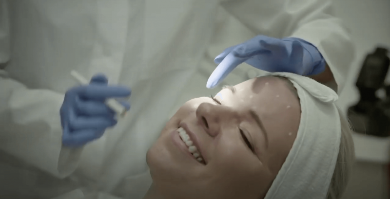 SKIN TRANSFORMATIONS :THE CONTACT BETWEEN DENTAL AESTHETICS AND BOTOX